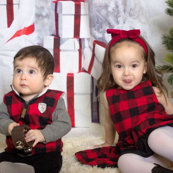 Meet your Posher, Caitlin - Picture 1 of 1